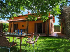 Belvilla by OYO Attractive mansion with pool